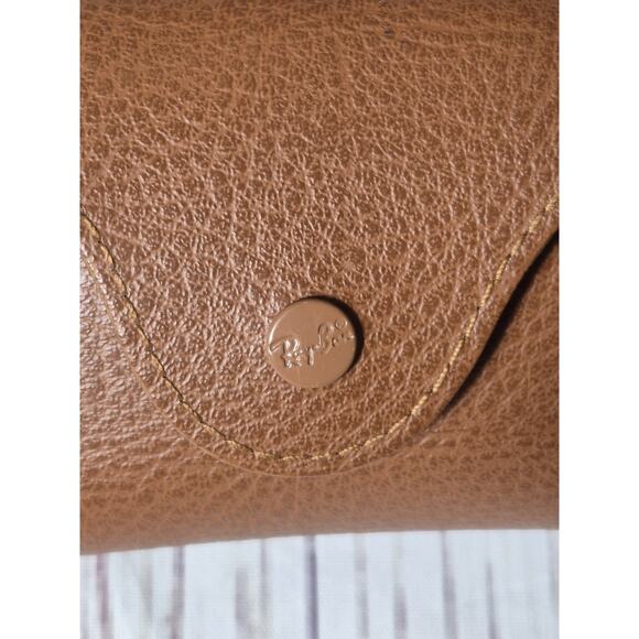 Ray-Ban Sunglasses Semi-Hard Case Brown Leather W/ Logo, Black Felt Inside - Picture 3 of 6